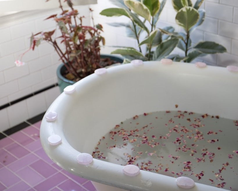 How to Create a Ritual Bath for Imbolc